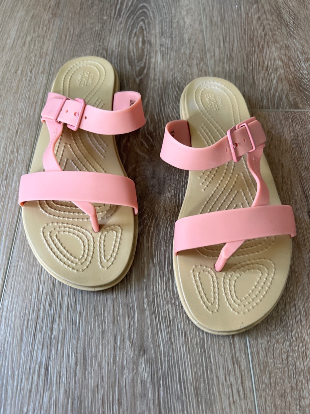 CROCS Girls Pink Two-Strap Buckle Toe-Post Sandals